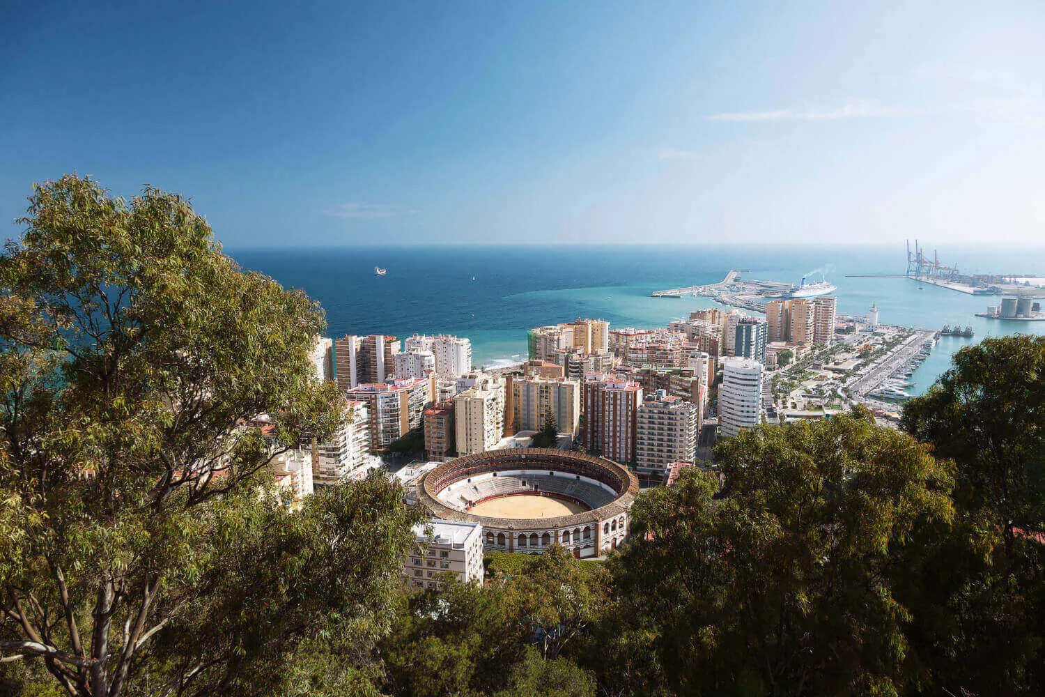 Vista de Málaga y la Costa del Sol